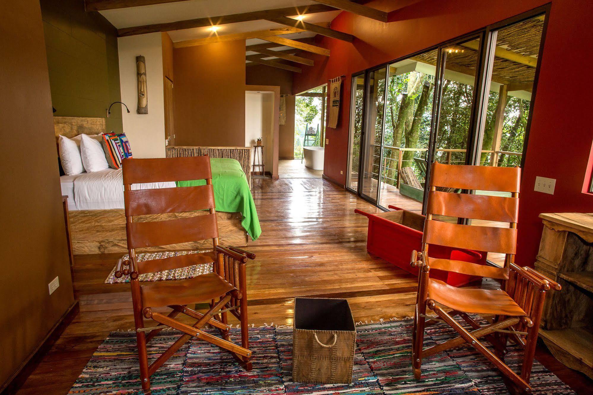Chayote Lodge Naranjo  Exterior photo