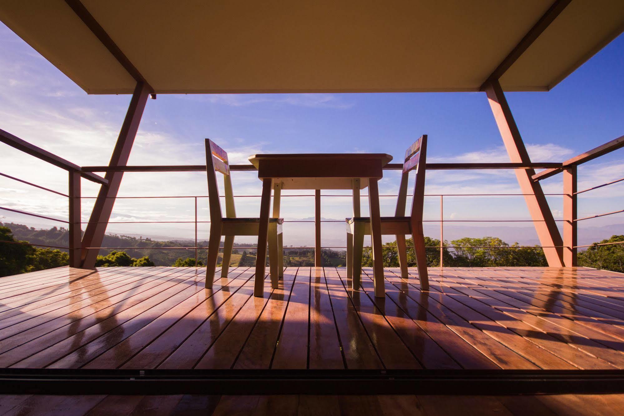 Chayote Lodge Naranjo  Exterior photo